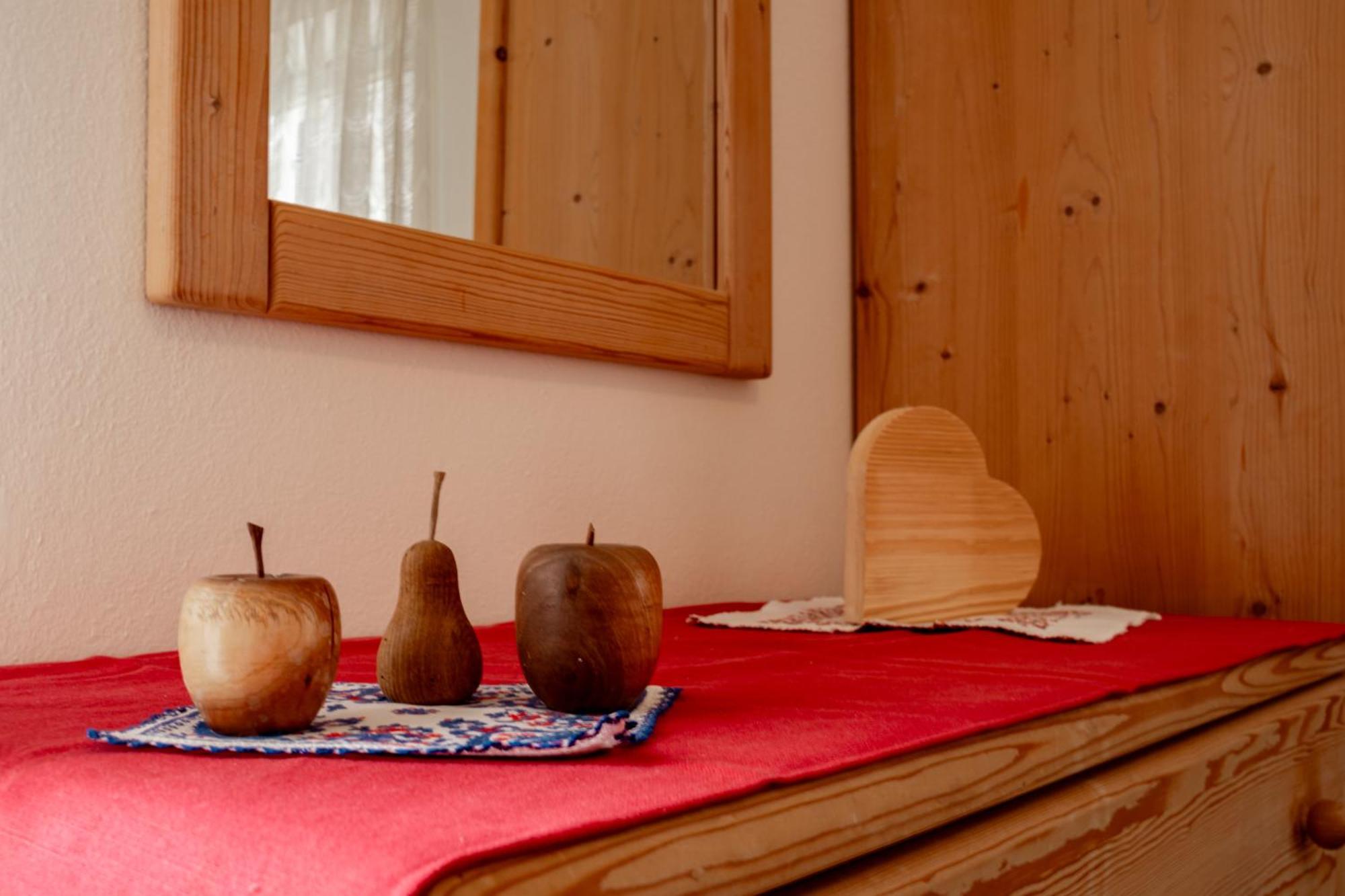 Garni Unterwegguetl Bed & Breakfast Naturns Exterior photo