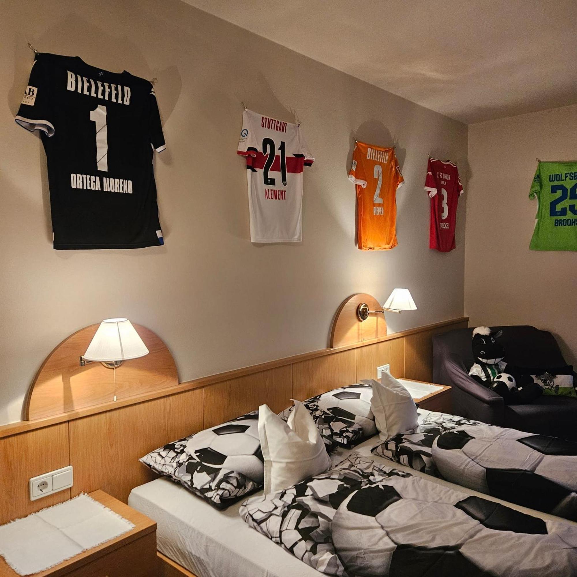 Garni Unterwegguetl Bed & Breakfast Naturns Exterior photo